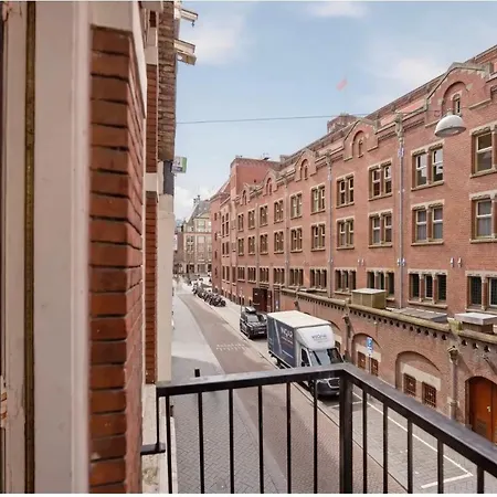 Aemstelledamme Amsterdam